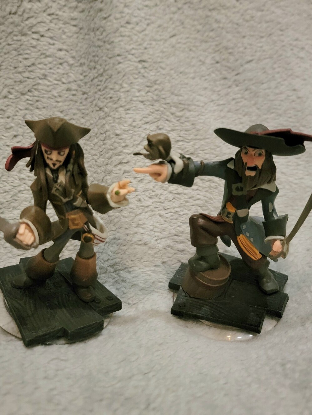 Disney Infinity Pirates Of The Caribbean Figures Jack Sparrow Hector Barbossa